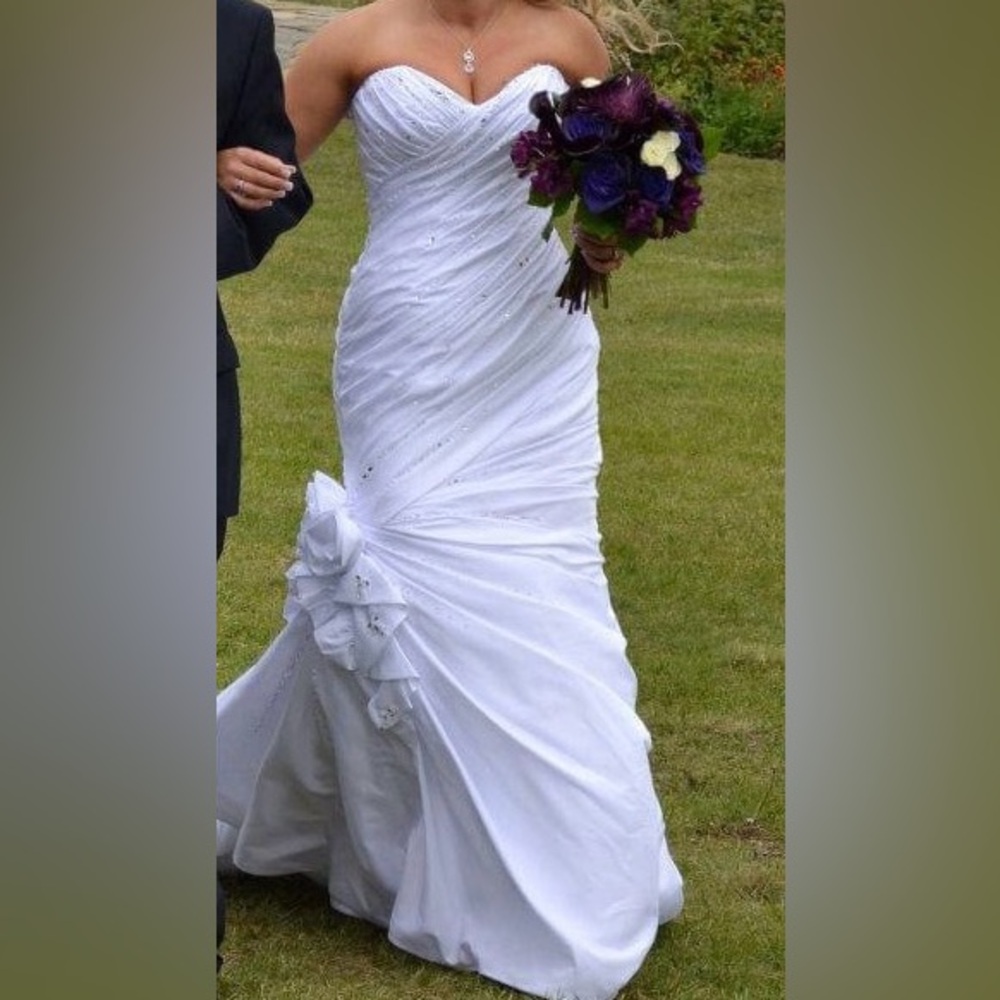 Sophia Tolli wedding dress and veil